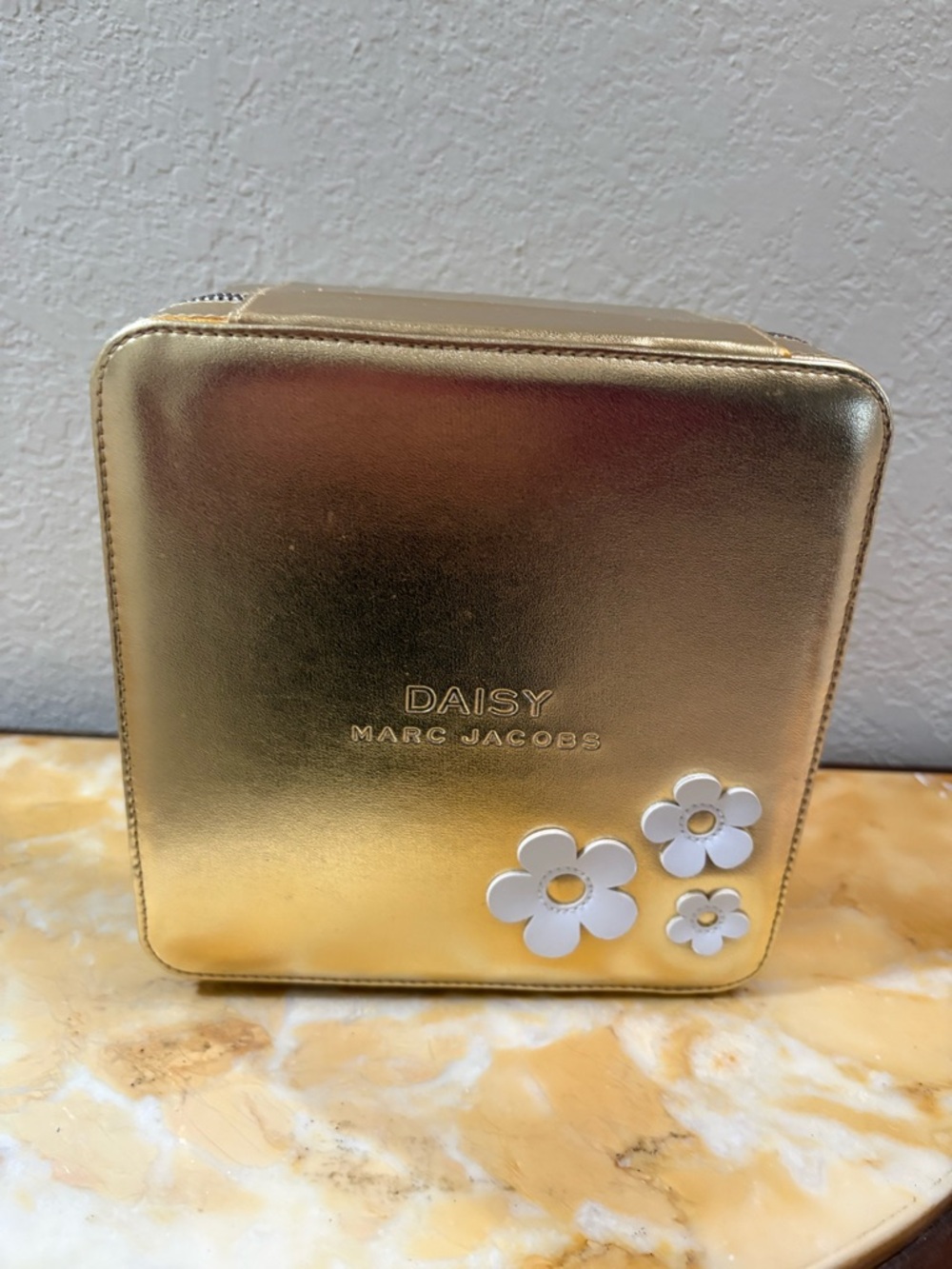 Marc Jacobs Metallic Gold Daisy Cosmetic ~ Storage Case